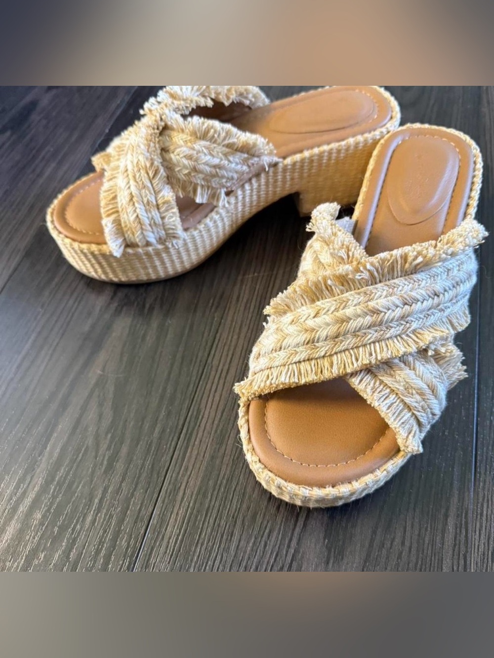 Universal Thread  boho Fringed Woven Platform Slide Sandals in Tan size 8
